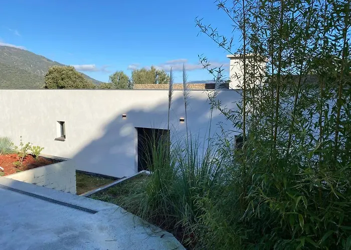 Willa D'architecte Casa Mado Avec Piscine Vue Imprenable Ajaccio (Corsica)