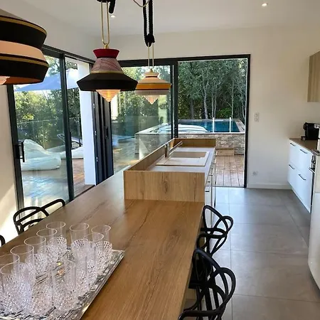 D'architecte Casa Mado Avec Piscine Vue Imprenable Аяччо